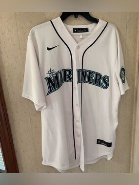 Nike: Seattle Mariners white Griffey #24 jersey size large genuine merchandise.